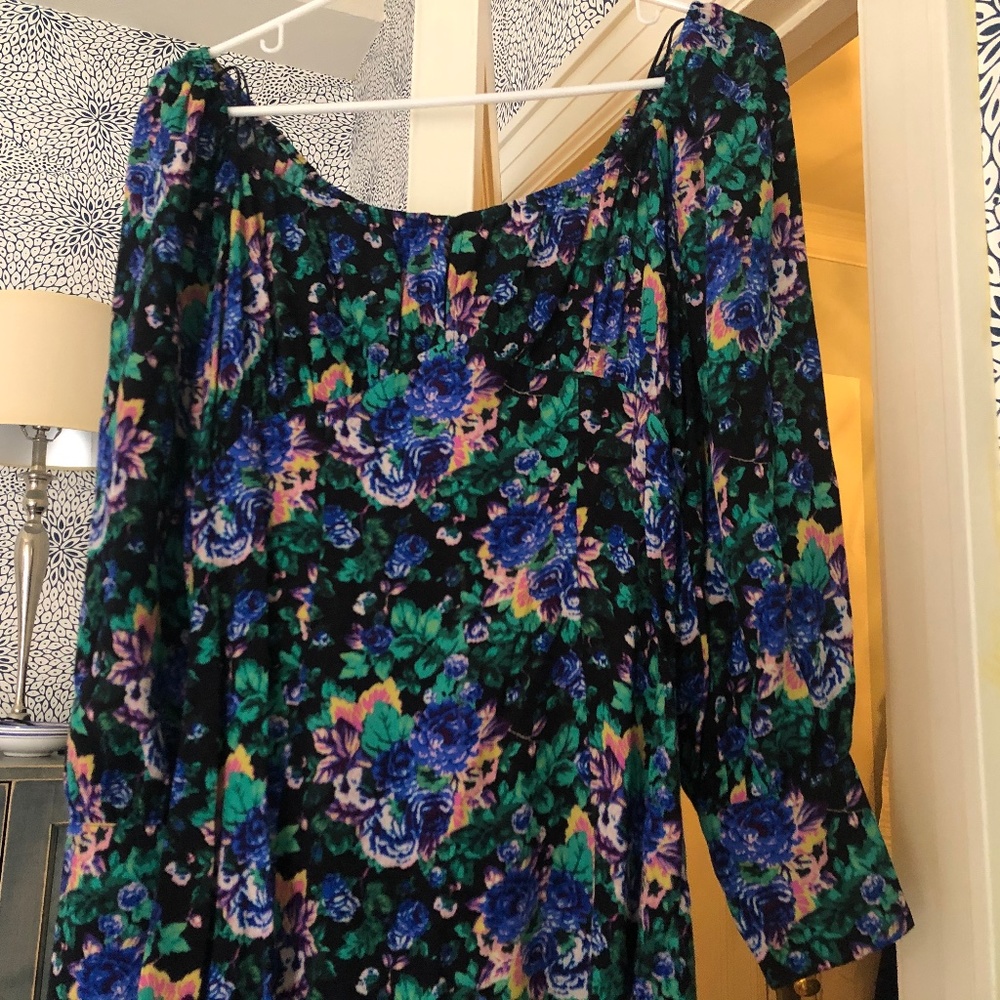 Zara Floral Dress NWT size XS - Picture 1 of 4